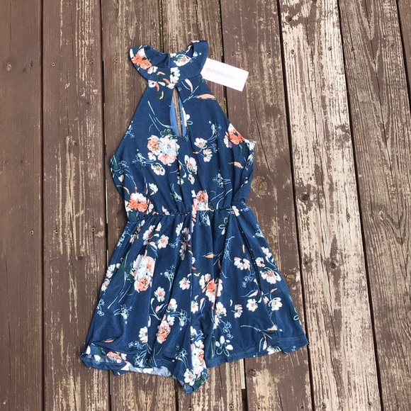 Flower Romper • NWT - Picture 2 of 3